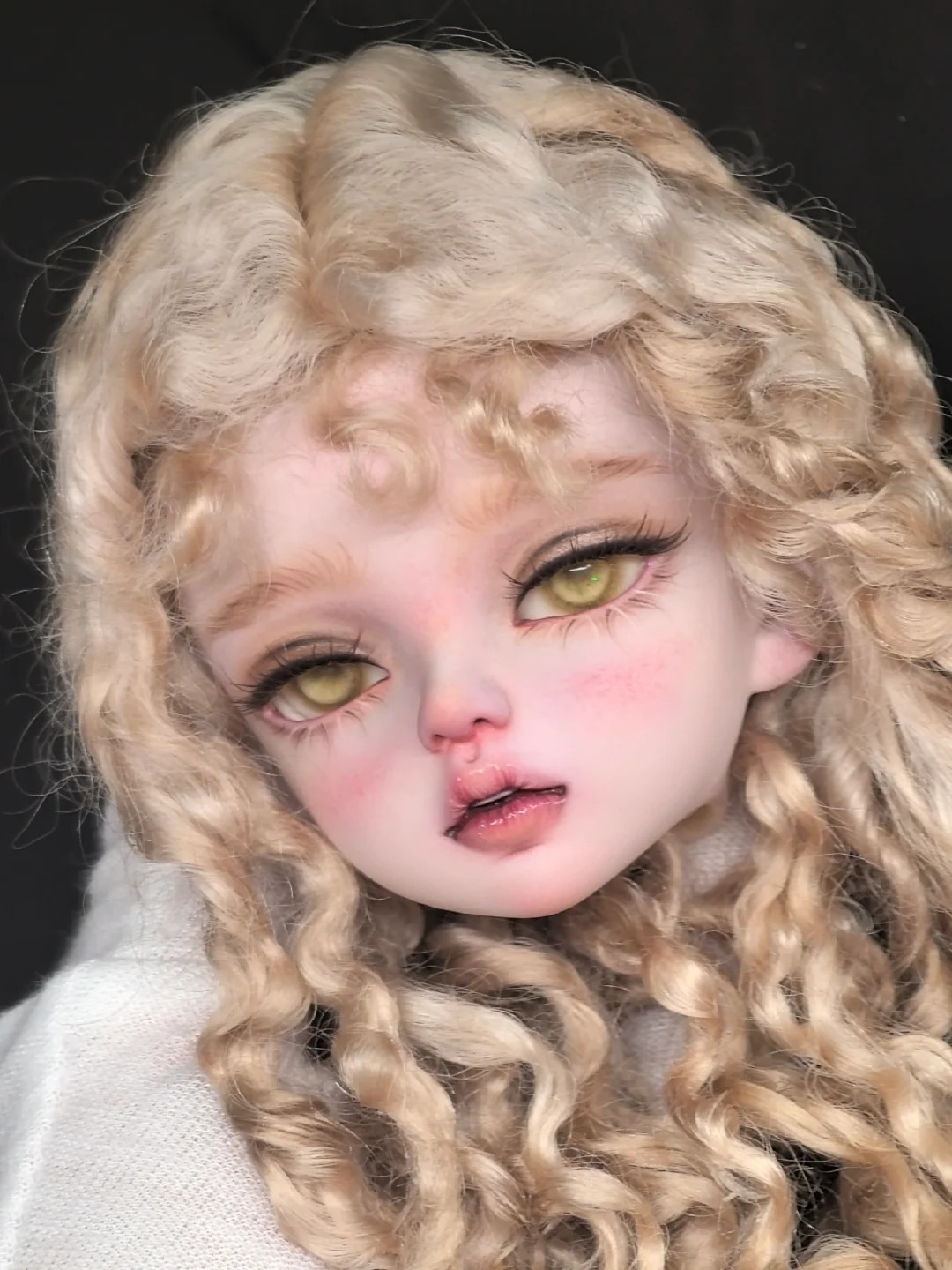 Beauty Y Makeup - Głowa lalki BJD w skali 1/4
