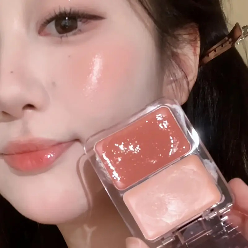 Ulta Beauty Makeup - Dwukolorowy żelowy róż rozświetlający, mleczny brzoskwiniowy