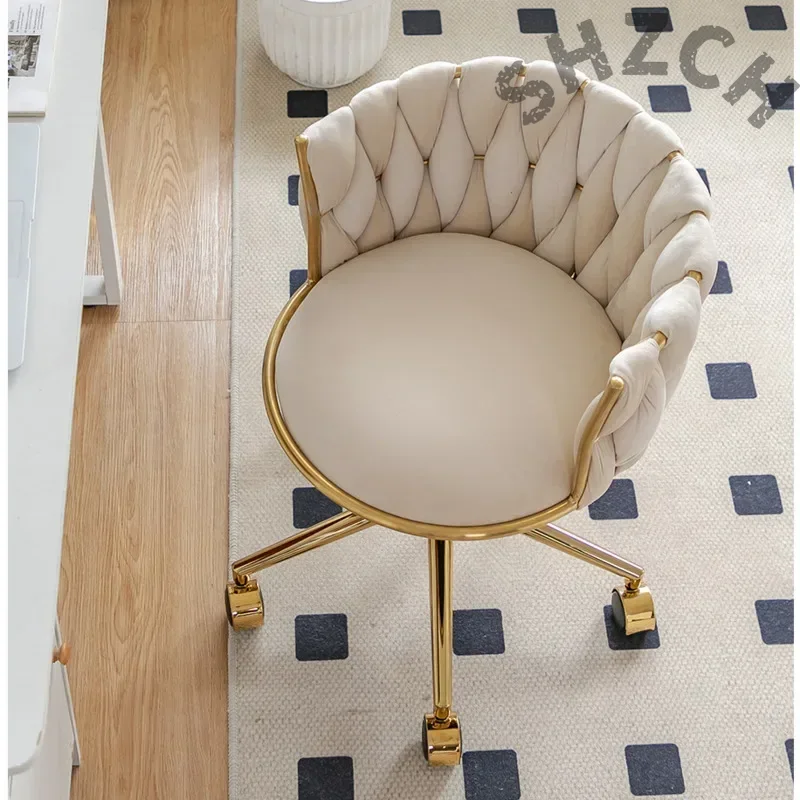 Ergonomiczne krzesło do makija – Beauty Makeup Table recenzja i cena