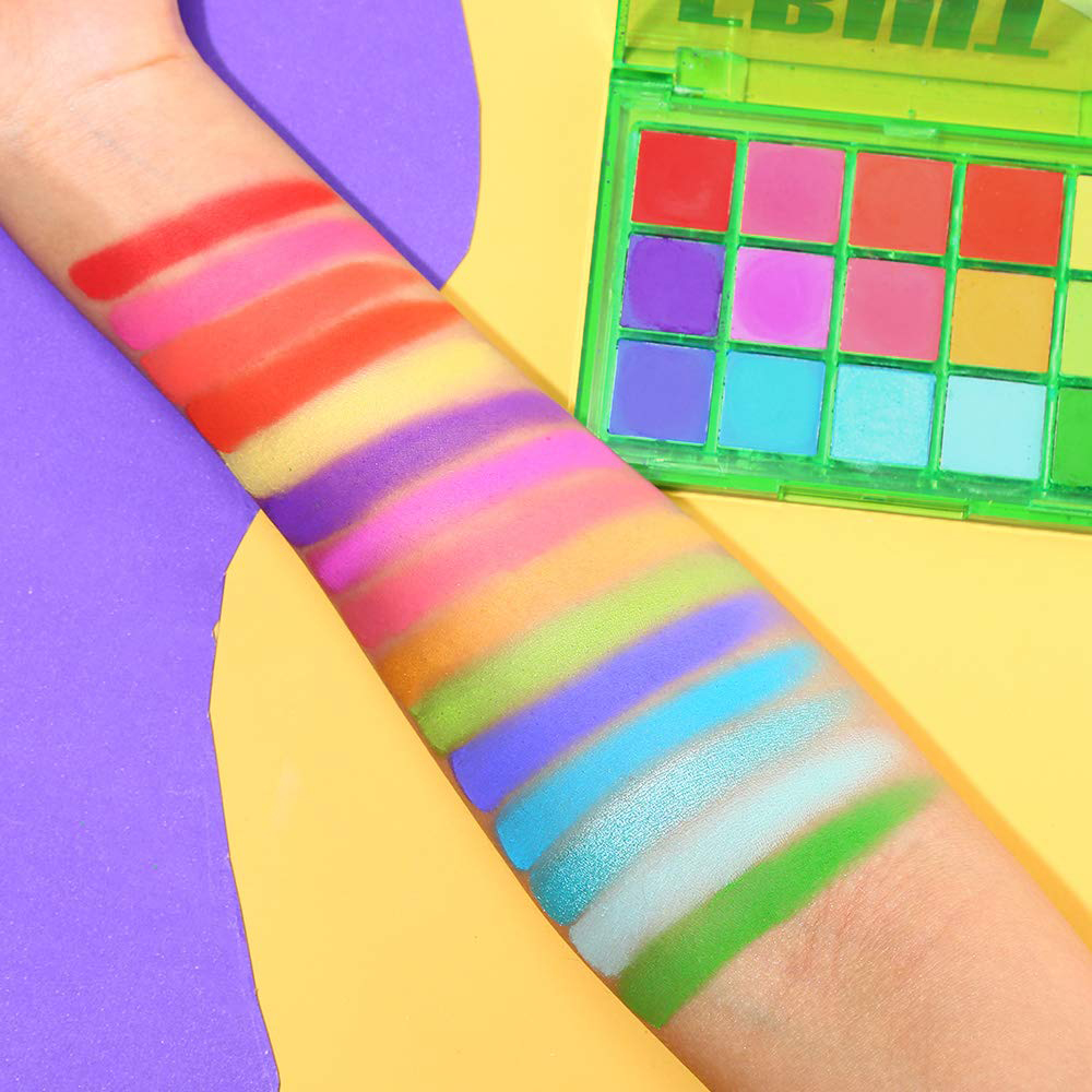15-kolorowy zestaw palet cieni – Eyeshadow Glitter Pigment recenzja i cena